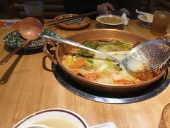 -洱火云南酸菜牛肉火锅(石景山当代商城店)