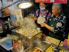 -六合夜市