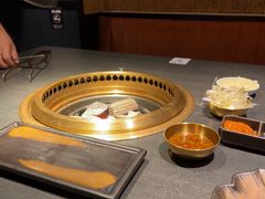 -铭牛烧肉·和牛海鲜自助(高新月牙湖店)
