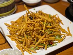 -莲餐厅·湖北菜·潜江小龙虾店(愚园路店)