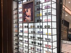 -回瑞眼镜·蔡司·依视路官方授权店(广益路万达店)