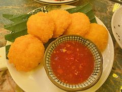 Golden虾饼-浩海火燒雲傣家菜(芮欧百货店)