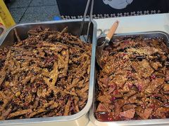 -叼叼姐手撕烤兔·兔头(十八梯店)