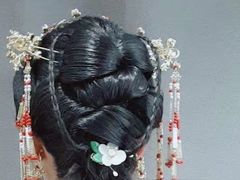-金夫人化妆摄影职业培训学校