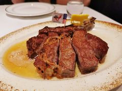 -Wolfgang’s Steakhouse 沃夫冈牛排馆(上海白玉兰广场店)