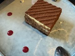 -LES ELITES 英集荟(南京西路店)