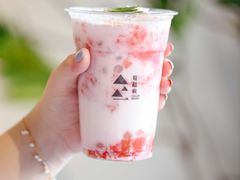 草莓波波-莓超疯(德辉广场店)