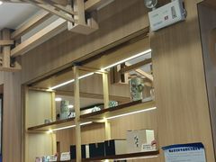 -霸王茶姬(南强街店)
