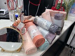 -lululemon(比斯特购物村店)