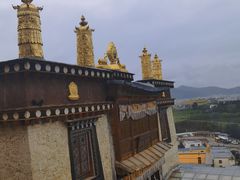 -噶丹松赞林寺