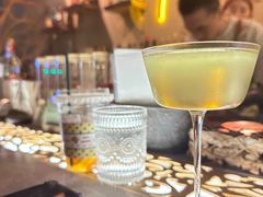 -Shift cocktail bar鸡尾酒吧
