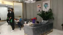 -八佰伴8008星级形象店