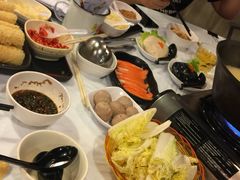 -鲜入围煮花胶鸡海鲜火锅