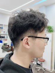-都市靓剪烫染沙龙
