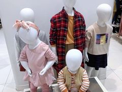 -优衣库(上海金桥国际商业广场店)