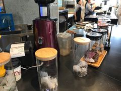 -Dough&Joe团憩(瑞虹天地月亮湾店)