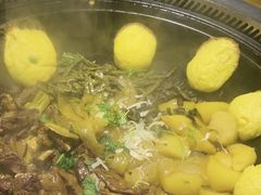 -万里闯关东铁锅炖菜馆(高新旗舰店)