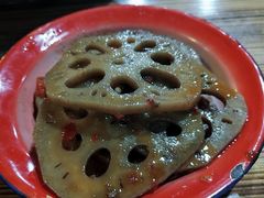 -老三样·美食研究中心(世贸路店)