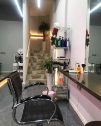 -茶发Salon·烫发染发理发