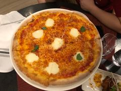 -WOLFGANG PUCK KITCHEN & BAR(迪士尼小镇店)