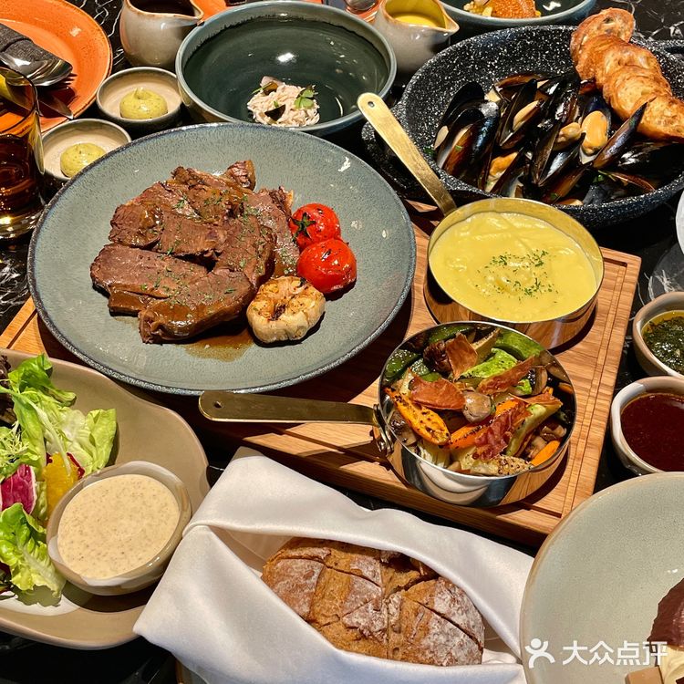 成都探店,氛围超好的美式复古餐厅!