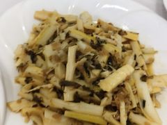 -天乐农家鱼头王(天目湖店)