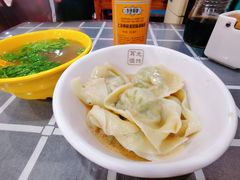 -潘国仙耳光馄饨(黄家阙路店)