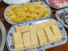 特色酸菜-老铜锅涮羊肉(大连海滨住宅小区店)
