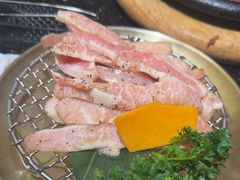 -韩烧牛中牛·甄选黑牛烤肉(黑金店)