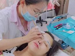 -首脑美容美发化妆美甲培训学校(龙岗校区)