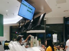-奈雪的茶(优特汇店)