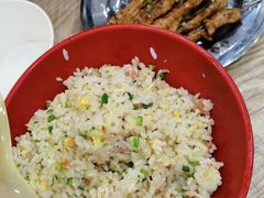 炒饭-江城燕子大排档(江汉路步行街店)