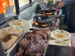 -何永光123鲜牛肉馆(1号店)