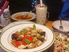 -玛格萝妮比萨屋(四平店)