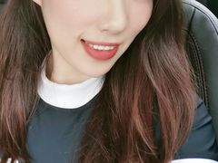 -4iNLOOK美瞳店(龙之梦购物中心虹口店)