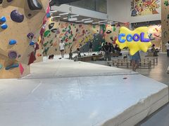 -ROCKPLUS攀岩馆(环宇城店)