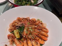 -帅巴人舅母子腊蹄民俗村
