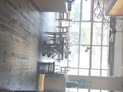 -蜜桃餐厅·伴山(湖滨商业街店)