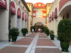 -佛罗伦萨小镇广佛名品奥特莱斯(疏港路店)