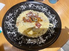 -HELLO 27 意面·沙拉·帕尼尼