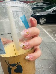 -晨·艺美甲美睫