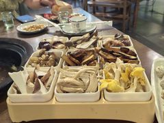 -菌乡缘·野生菌蒸汽鱼火锅(江边夜市店)