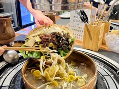 -阿山卓·野生菌火锅·纳西火塘烤肉