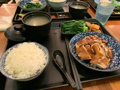 金牌鼓油鸡饭-又鸟pizza海南鸡饭(假日广场店)