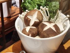 菌菇拼盘-海银海记潮汕牛肉火锅(新港中路海珠店)
