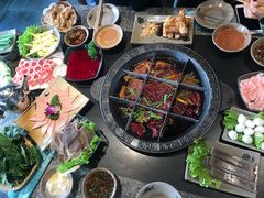 -疯狂的筷子老灶九宫格火锅