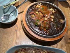 -蜜桃餐厅·伴山(湖滨商业街店)