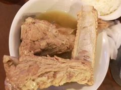 招牌肉骨茶-松發肉骨茶(牛车水店)