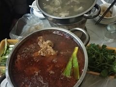 红汤羊肉羊杂锅-梅红羊肉馆(赭山西路店)