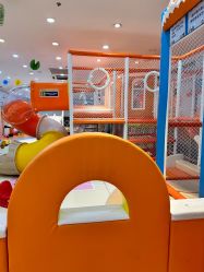 -爱婴室(上海浦建路店)